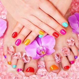 Mani Pedi
